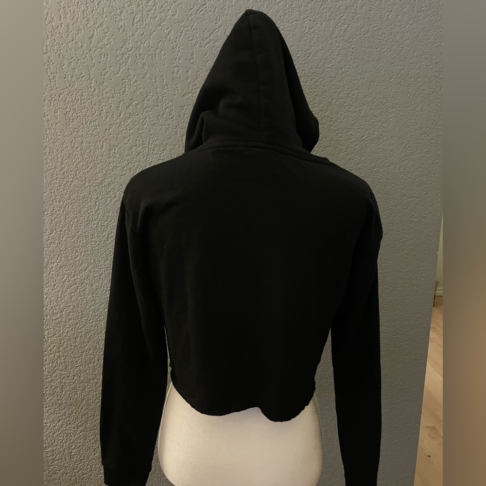 2️⃣6️⃣Juicy Couture Crop Hooded Sweatshirt Size S Black Color - Picture 4 of 10